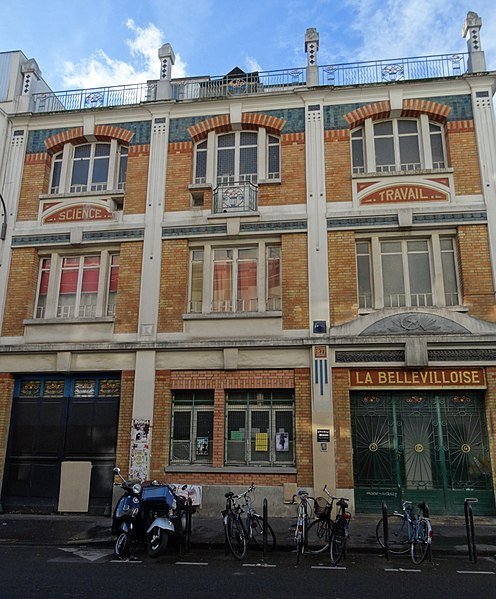 Façade d ela Bellevilloise, 20 rue Boyer à Paris.