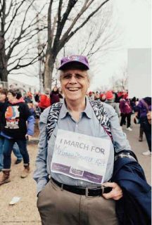 Photographie d'un manifestant lors de la marche des femmes, le 21 janvier 2017, à Washington